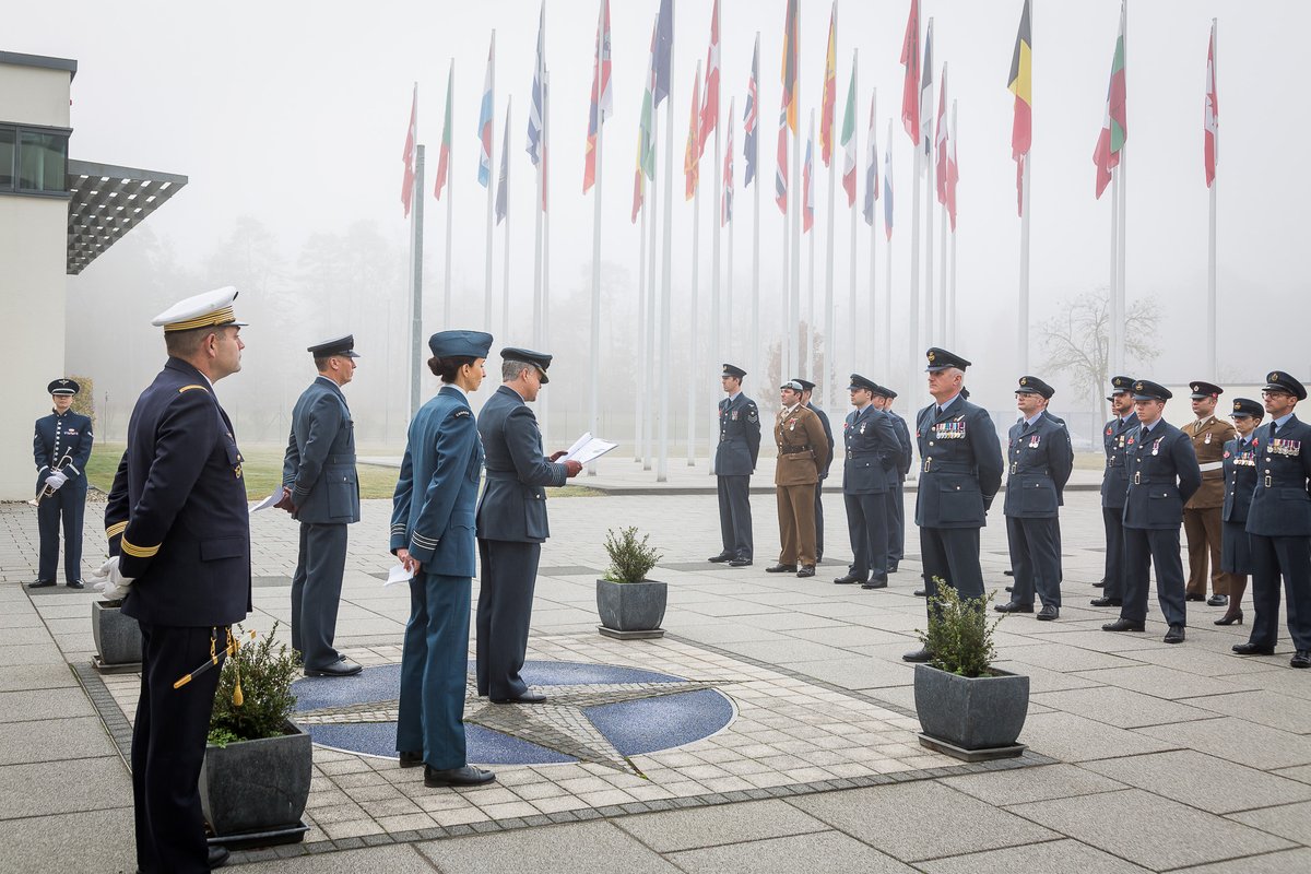 Today, RAF personnel around the world - including personnel currently deployed on Exercise MAGIC CARPET in Oman & personnel based at @NATO Allied Air Command HQ, Germany - paused activities to lay poppy wreaths in memory of those who served. Full story: bit.ly/3ksL7pQ