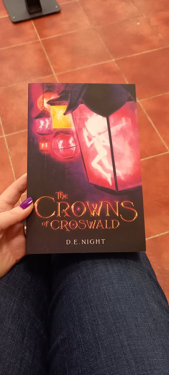 smbslt's tweet photo. Another appointment 🦷 this time.  So #book November is nonfiction books, books that have been on the shelf for ages and giving them their spotlight.  Some have been years and years 👀 I love the #bookcover for this one. #TheCrownsofCroswald #author #DENight #StoriesUntold xxx https://t.co/K3ePVvTysV
