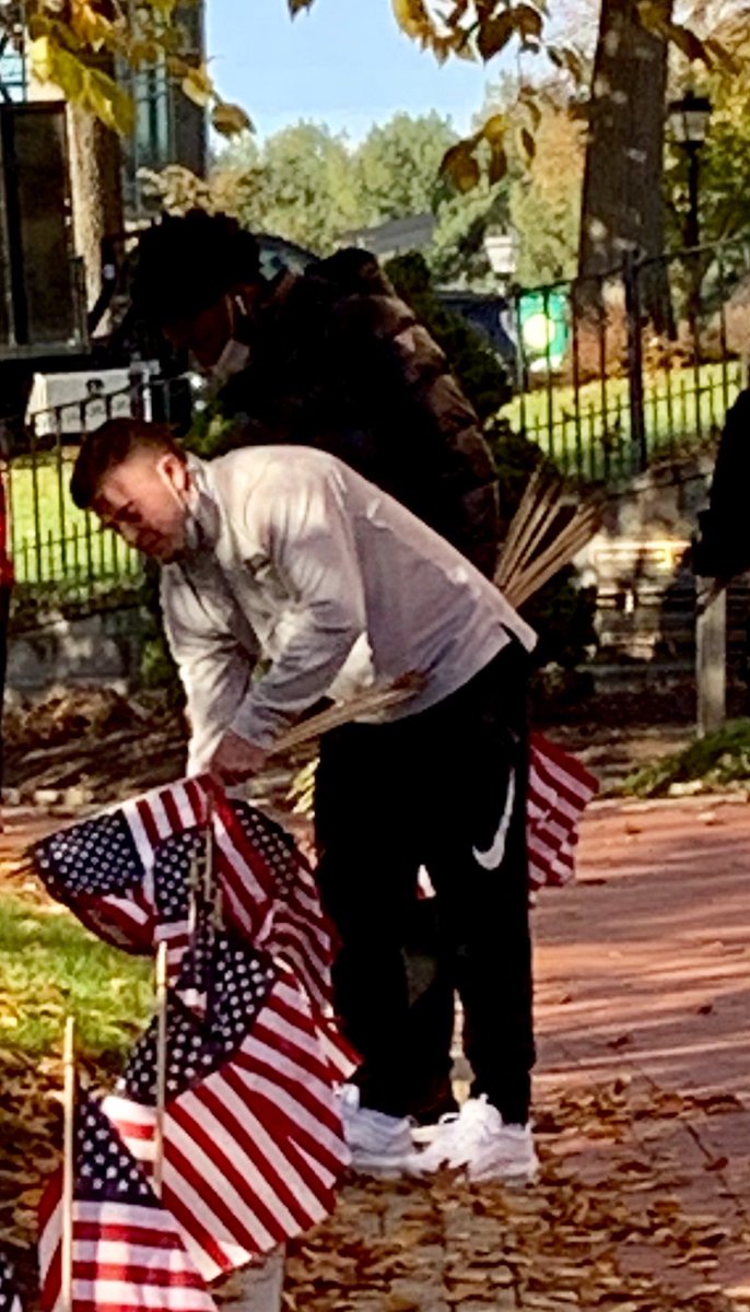 Thanks to student-athletes Kadeem, Ryan, and Antonio for helping us salute our Veterans today. ⁦<a href="/WNEFB/">WNE Football</a>⁩ always ready to step in and serve! ⁦<a href="/WNEUniversity/">Western New England University</a>⁩ And thanks to our friends in ROTC for their support as we honor and remember today.