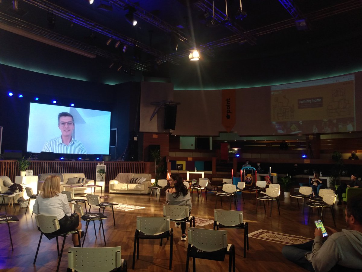 BerbicAzra's tweet photo. Science communication at the time of the pandemic - @JelenaSashimi &amp; @AlmirAljovic. #point09 #pointcominghome https://t.co/il34NiSgjp