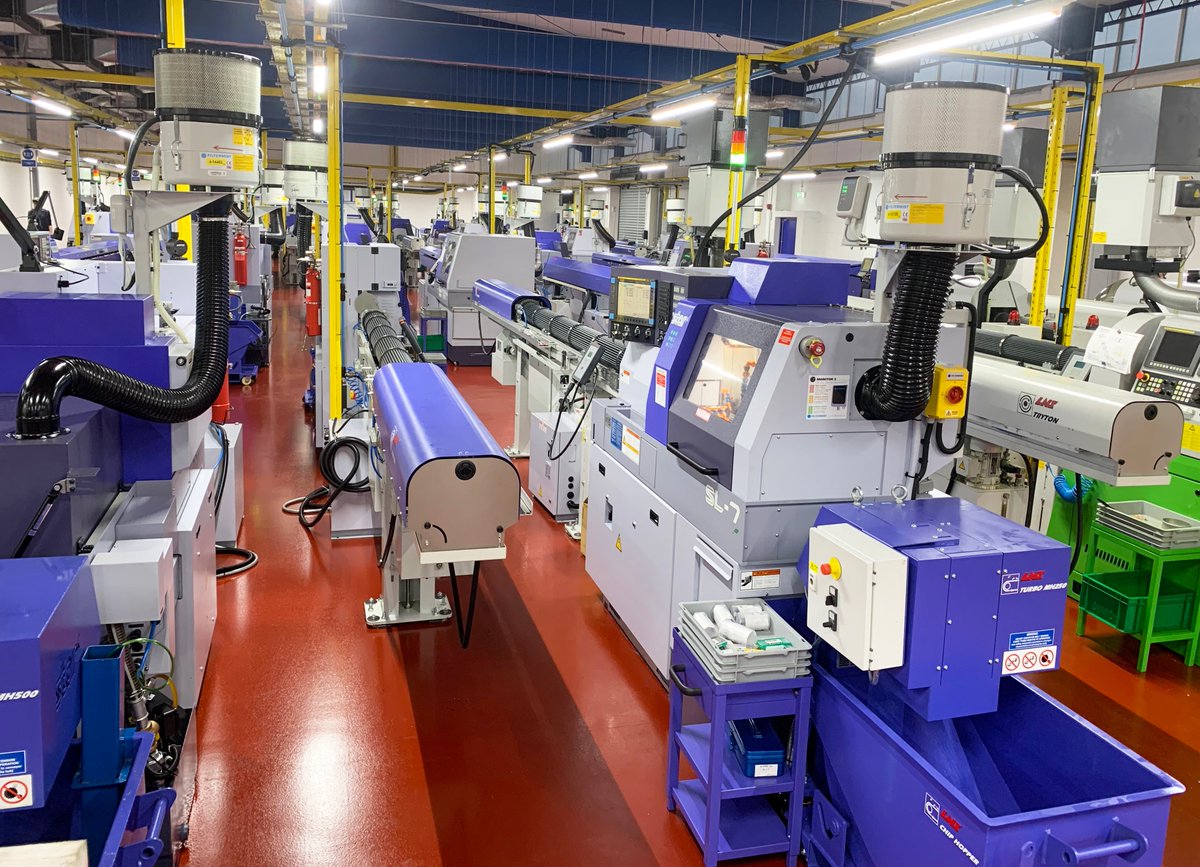 StarMicronicsGB's tweet photo. The installation of @Harwin's first SL-7 sliding head lathe is now complete ahead of a comprehensive training programme that will be delivered next week at their facility in Portsmouth.

#StarGB #slidinghead #ukmanufacturing #ukmfg #cnc #connectors #Gecko #Datamate #automation https://t.co/wZPLQHXR12