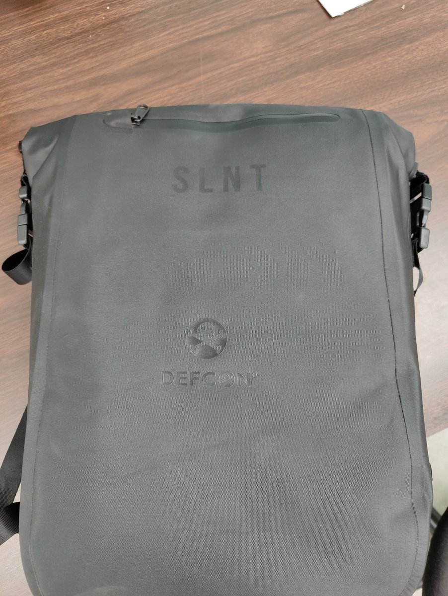 MarkNorthgraves's tweet photo. How else would transport my laptops and other gear than a @goslnt faraday waterproof bag, and getting a limited edition bag at @defcon to boot. #privacy #slnt #Defcon https://t.co/AQISAkGSsq