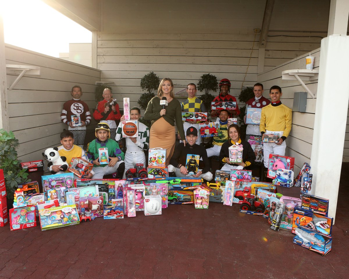 DRFRampellini's tweet photo. #IndianaGrand announced the jockey colony has purchased 75 new toys to be distributed to area children in need.
"We just want to see everybody have a good #Christmas,” said jockey Tommy #Pompell.
"We hope to give brightness to their #Christmas," said jockey Alex #Achard. https://t.co/jRCnKplJXj