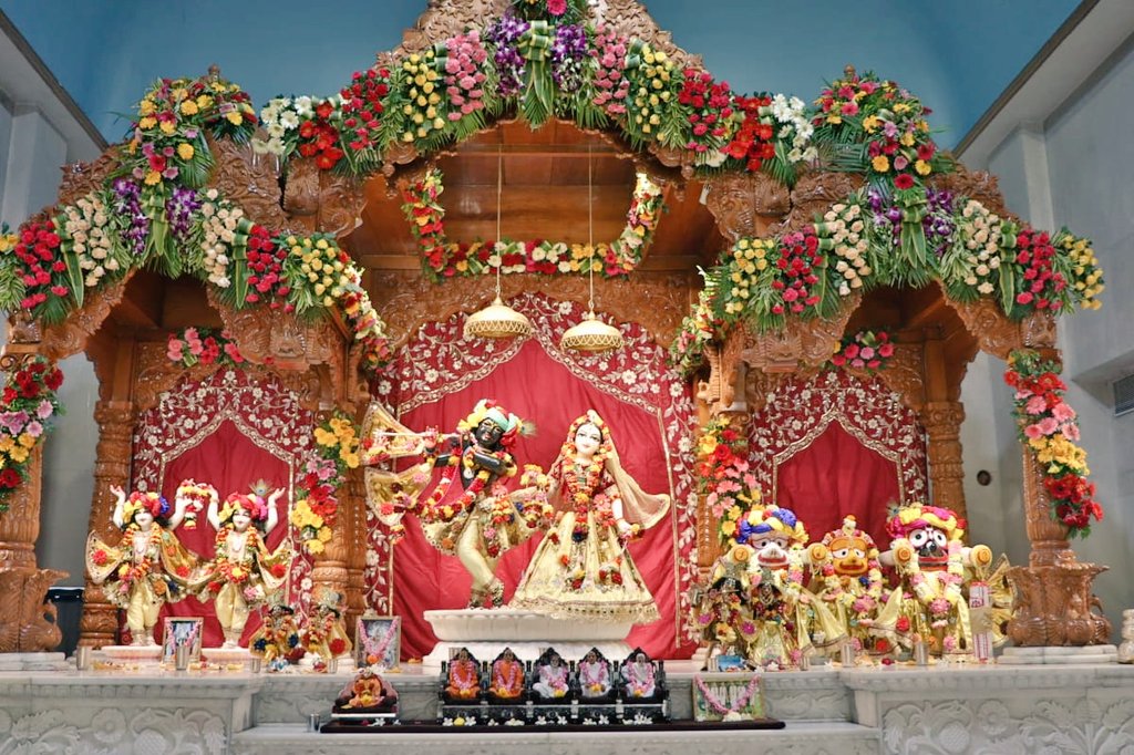iyfnoida's tweet photo. Today's Darshan #iskconnoida https://t.co/5Tbgwwg3dY