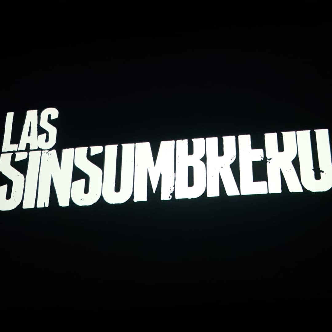 oscarsubirats's tweet photo. Ahir vaig poder fer la salutació  al #memorijove, secció del #memorimage dedicads als més joves. Després de la exhibició del documental, es va produir un debat interessant entre els i les estudiants al voltant de la igualtat i la invisibilitat de les dones escriptores exilades. https://t.co/eWZTyqKpl7