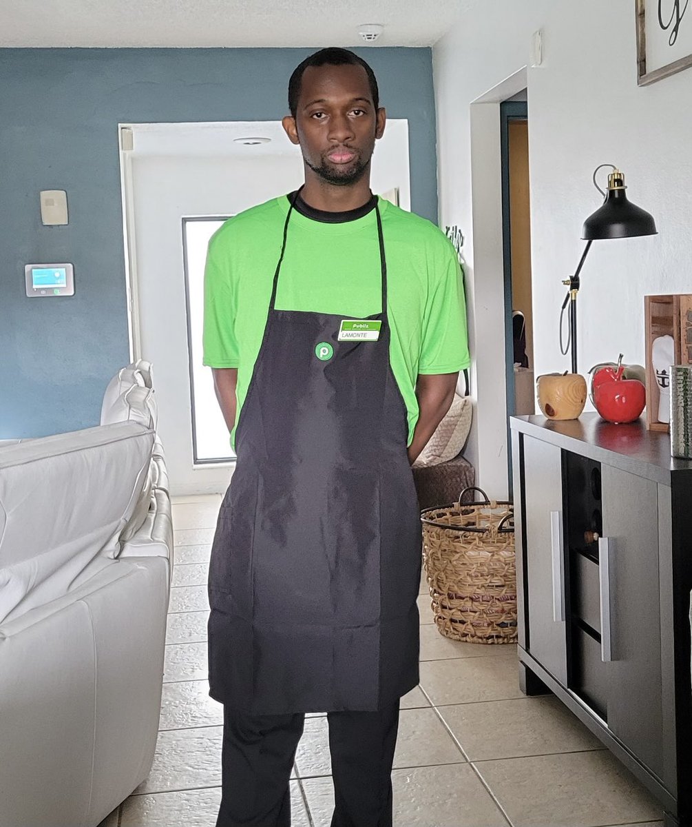 JanineWPLG's tweet photo. LIFE-SAVING PUBLIX MANAGER @Publix manager is being praised by a Miramar family for saving their son’s life. #exclusive @WPLGLocal10  STORY HERE: https://t.co/W9Lm9R0sYh https://t.co/YfnmdF1Q8Z