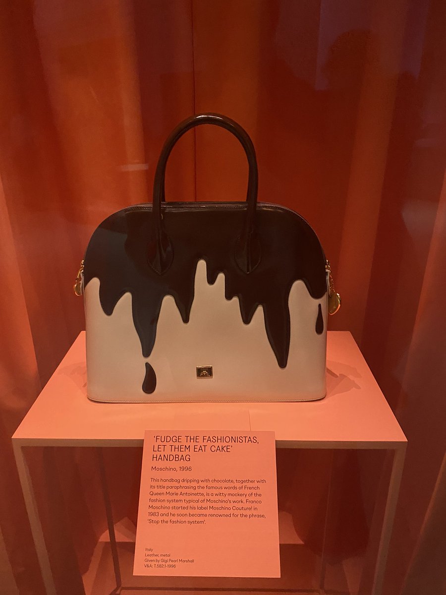 FashionPc's tweet photo. Bags inside and out exhibition at the V&amp;A. https://t.co/X2kSgotRMm