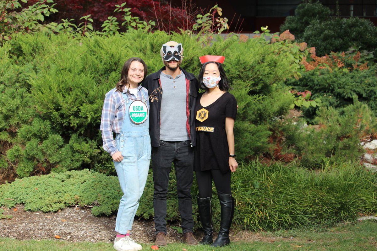 jkellogg916's tweet photo. Bit late to the #Halloween scene, was waiting for the photos to come back. Still, I love our creative, driven #Kellogglab members for turning out in such great costumes and we had a great afternoon.@EllieAbraham4 @MorganEFries @danikaboltz @DIETrichCOKE @MsIchou and more! https://t.co/GR5z1g86xy