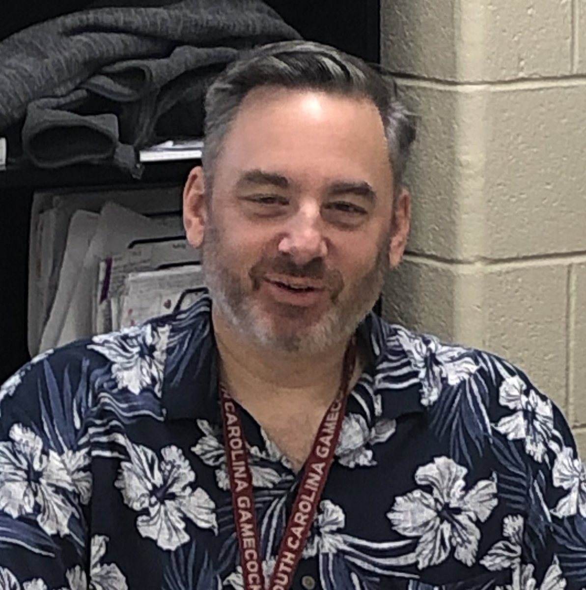 bcockfield_CSMS's tweet photo. I’m so thankful for another chance to thank all of those who have proudly served in our Armed Forces. I am especially thankful for the ones @CSMS_Huskies who continue to serve by teaching to empower the next generation of leaders and global citizens @LexingtonOne #elevate https://t.co/Boqw8bCho0