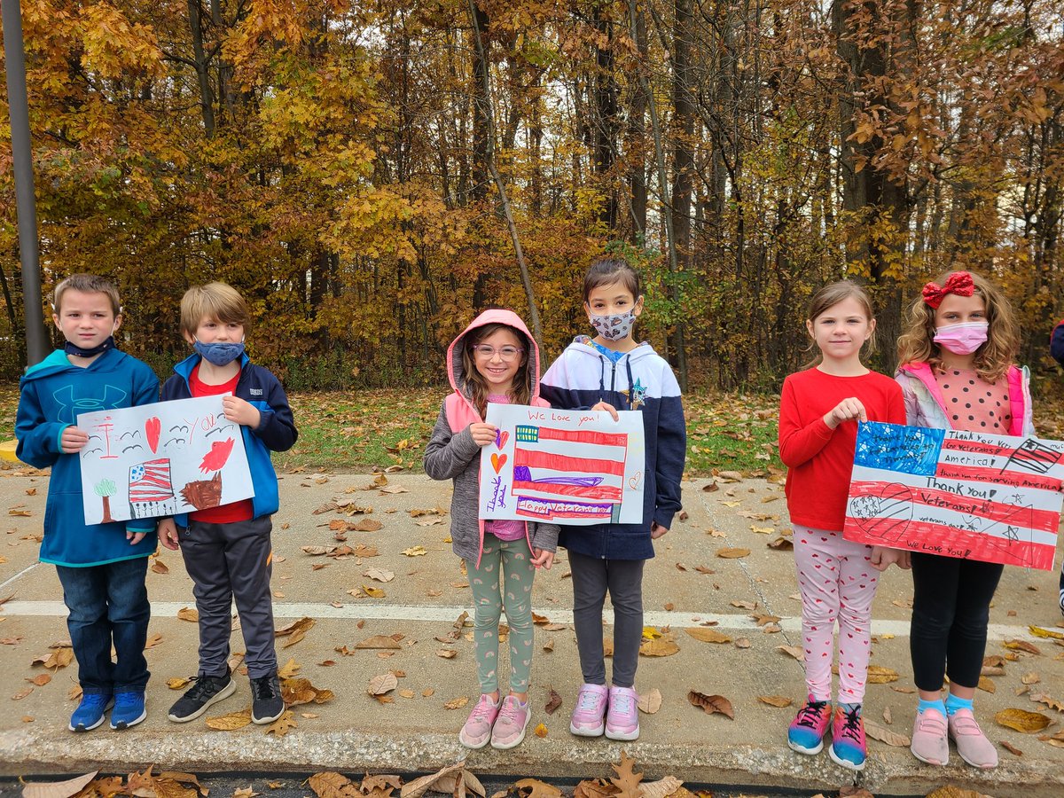 MrsPatyksclass's tweet photo. Happy Veteran's Day! #kenstoninspired https://t.co/Ggfr7ymK9c