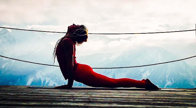 YogawithEmma's tweet photo. Snow, yoga and great hospitality. - https://t.co/a2g7Hz99mE https://t.co/nBxZ0EuEJh