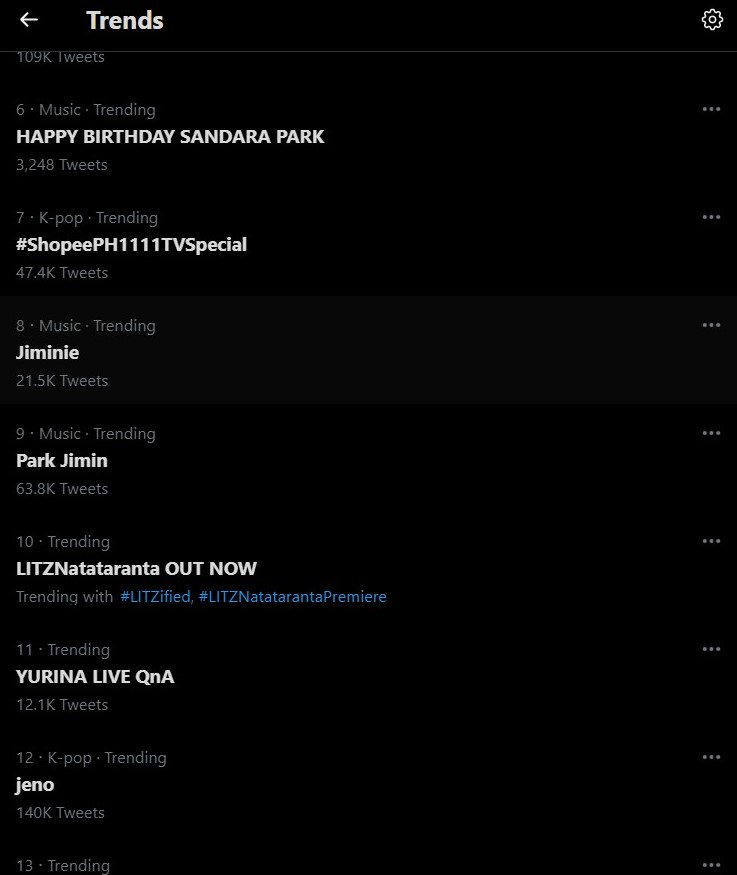 twicewlw's tweet photo. YURINA LIVE QnA is still trending at #11
Xiaoting's birthday hashtags are already starting
Are we gonna have both Xiaorina trending for this midnight? <3
OUR BRIGHTEST STAR XIAOTING
#OurSunshineXiaotingDay
#우리의_햇살_션샤오팅_생일축하해
#沈小婷1112生日快乐 #TheAnswerIsYurina https://t.co/m7PMvhsdnX