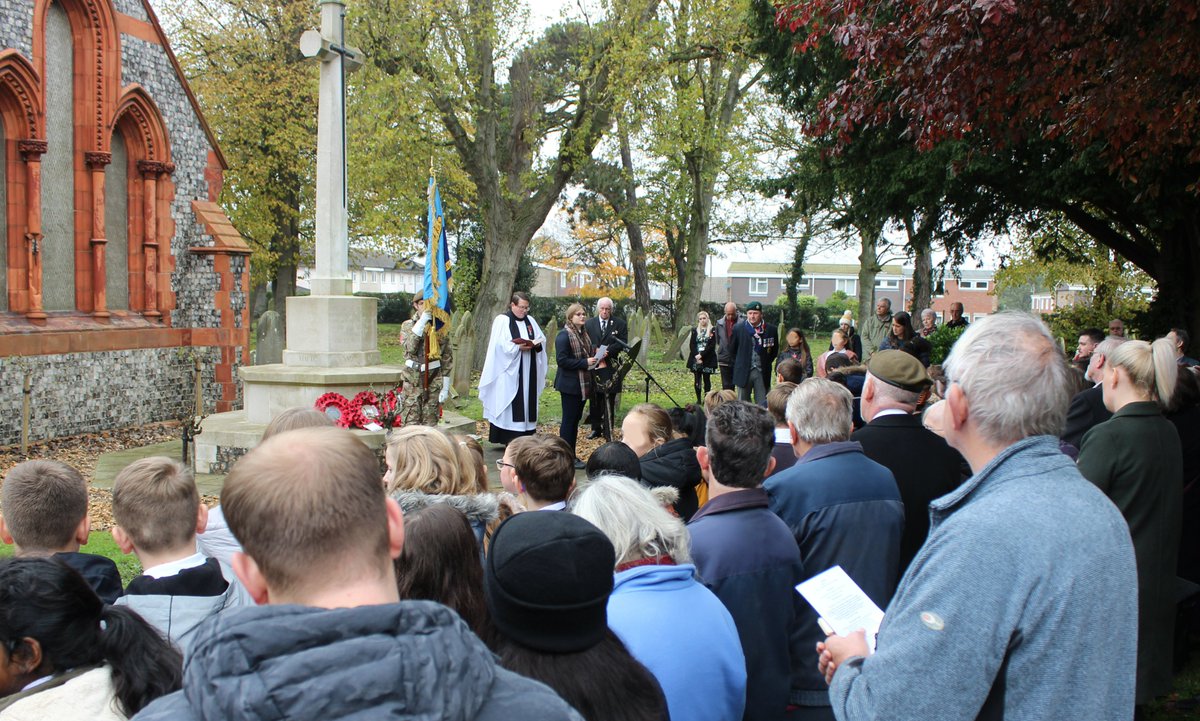 Lynn Grove Academy tweet media