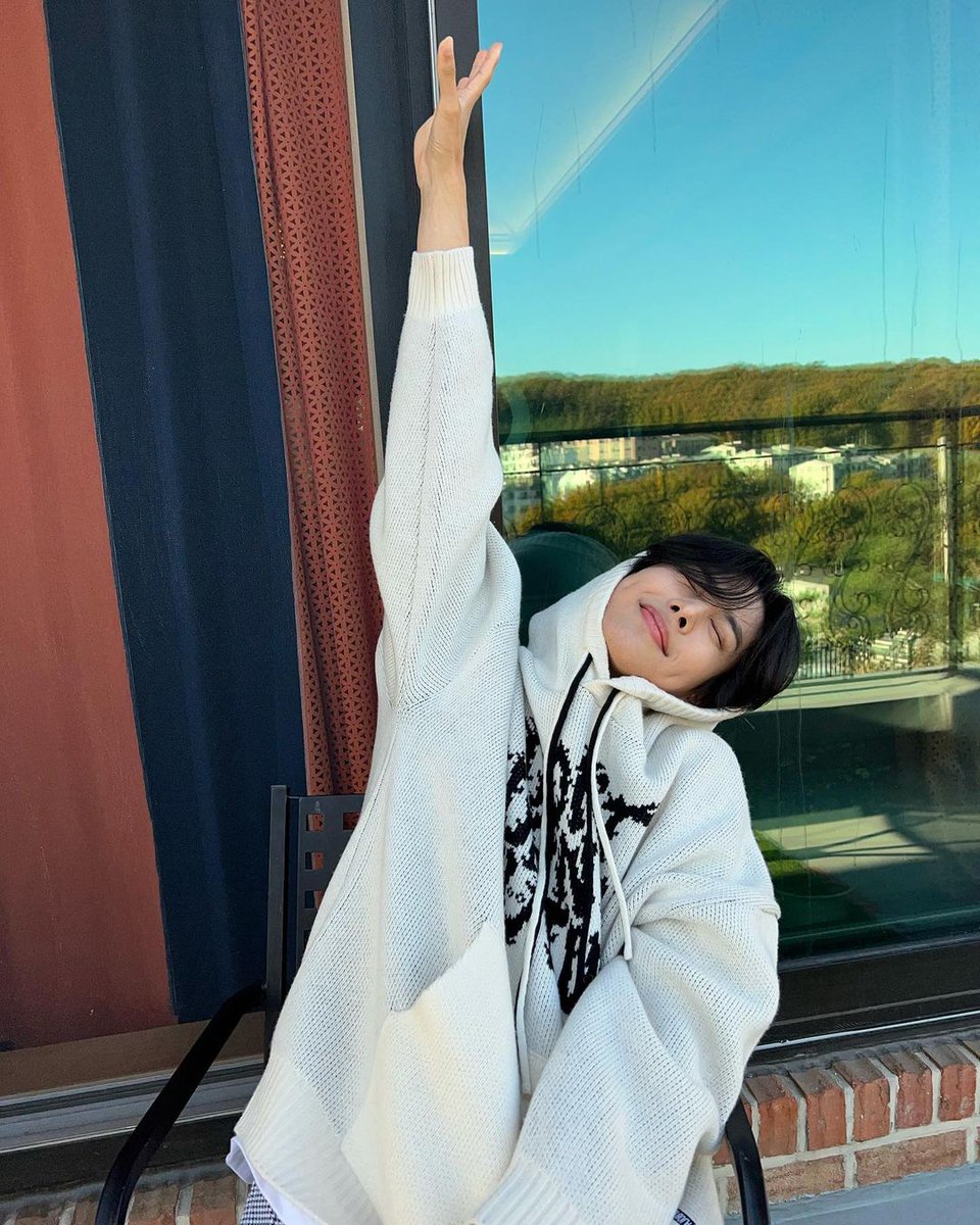 yupimse's tweet photo. 병찬이 우리에게 행복을 준 만큼
병찬이도 항상 행복했으면 좋겠어
언제나 너무 고맙고 많이 사랑해💛

#소중한_병찬아_생일축하해
#HappyByungchanDay https://t.co/PSC4UmXdyJ