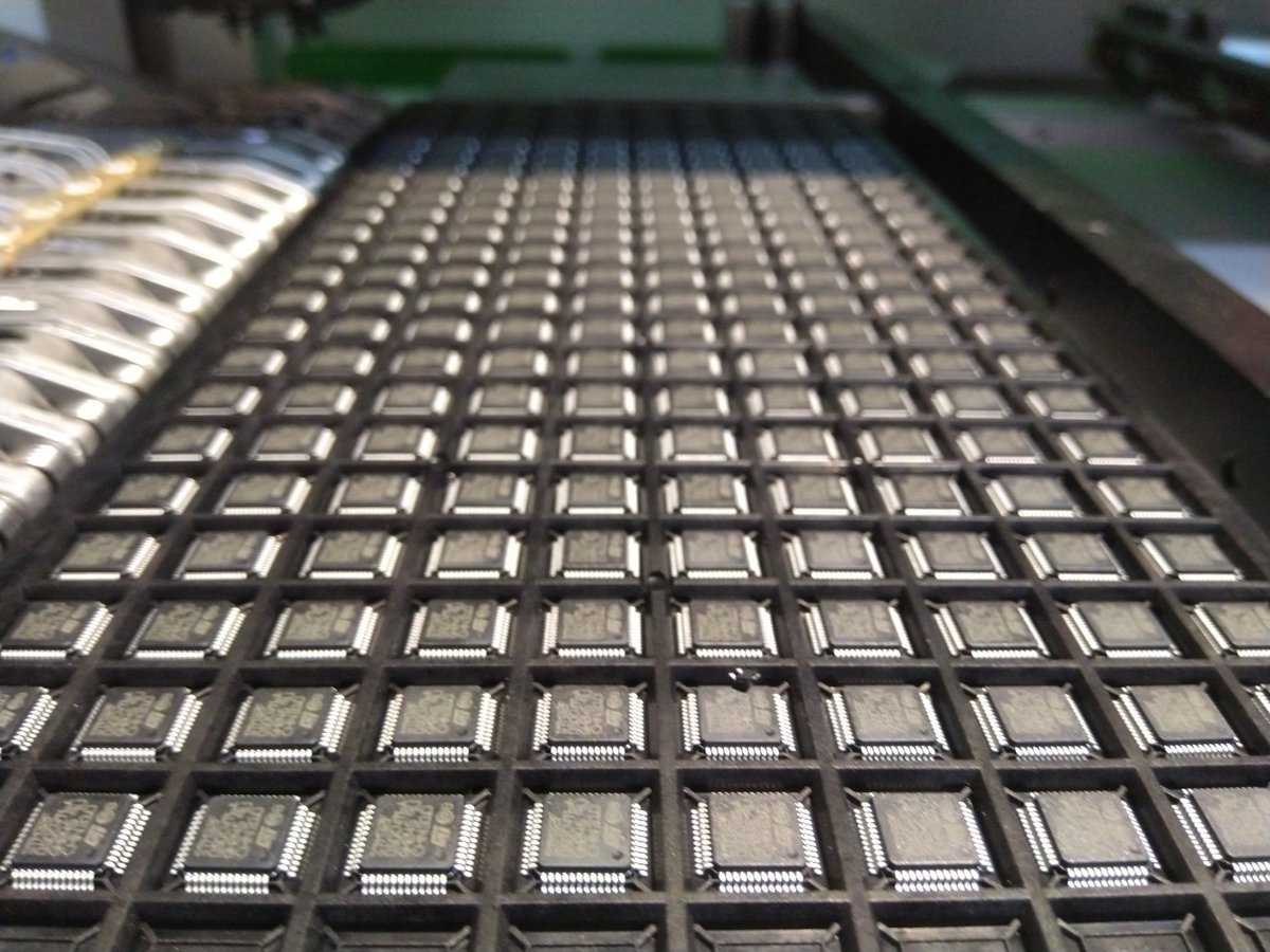 ᴏᴍᴢʟᴏ Electronics tweet media