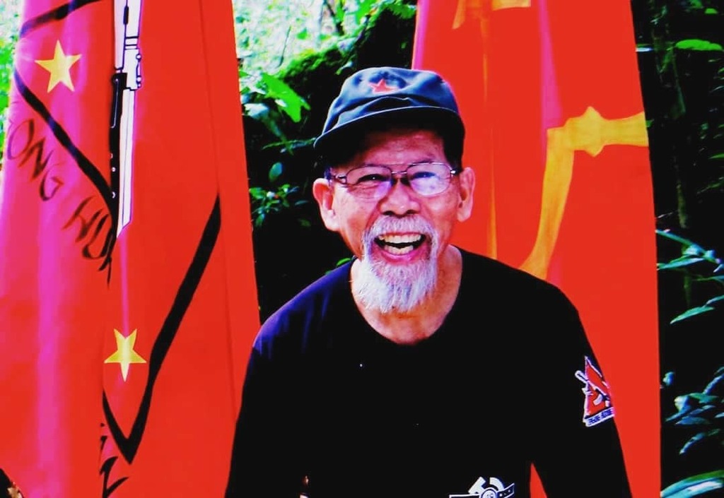NOVACULTURAinfo's tweet photo. Leia no https://t.co/ofvK0FtXmF o documento "A memória de Ka Oris viverá para sempre" do Partido Comunista das Filipinas. #NC #filipinas #guerrapopular #kaoris #libertacaonacional #socialismo #maoismo https://t.co/DdNaNWdUkB https://t.co/MsXPlmLprJ