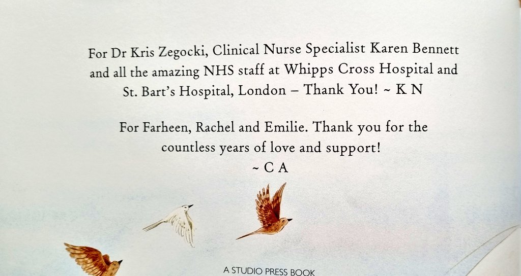 Karlwheel's tweet photo. Today I got the all clear - 2 years cancer free! 💪🐘🌈🌟🧦

I wobbled as I gave my Dr and Clinical Nurse a copy of the book I wrote during my chemo, which I dedicated to them both. Wow it feels good to be here today 🪁

#HowToMendAFriend is illustrated by @CAnganuzzi https://t.co/tLqZwfp2ES