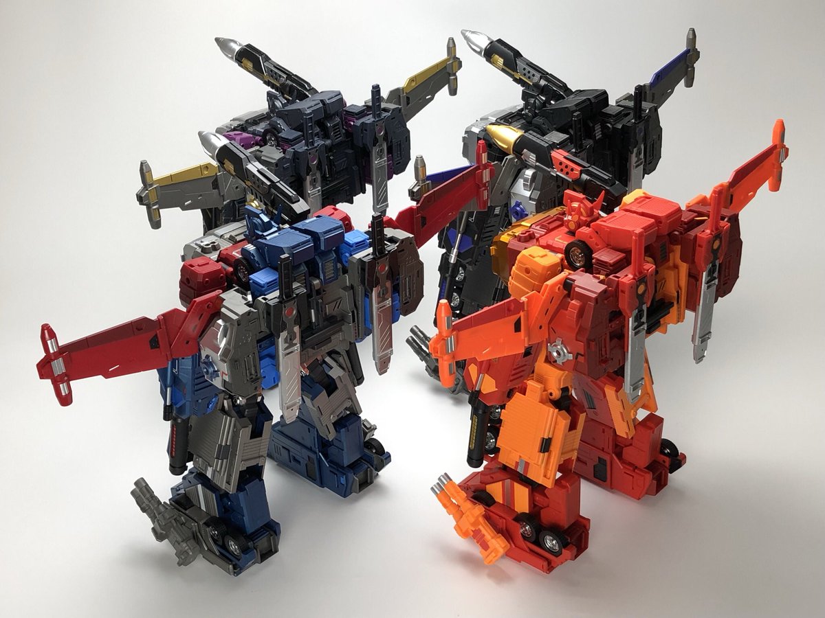 fans_hobby's tweet photo. MB-06 POWER BASER + MB-11 GOD ARMOUR family last photo section - Super combined mode ! 

Pls. be noted MB-06D ORANGE POWER BASER + MB-11D ORANGE GOD ARMOUR will start shipping next week!! 

#fanshobby #thirdpartytransformers 
#powerbaser #masterforce  #godarmour #godarmor https://t.co/MczSuxJP3d
