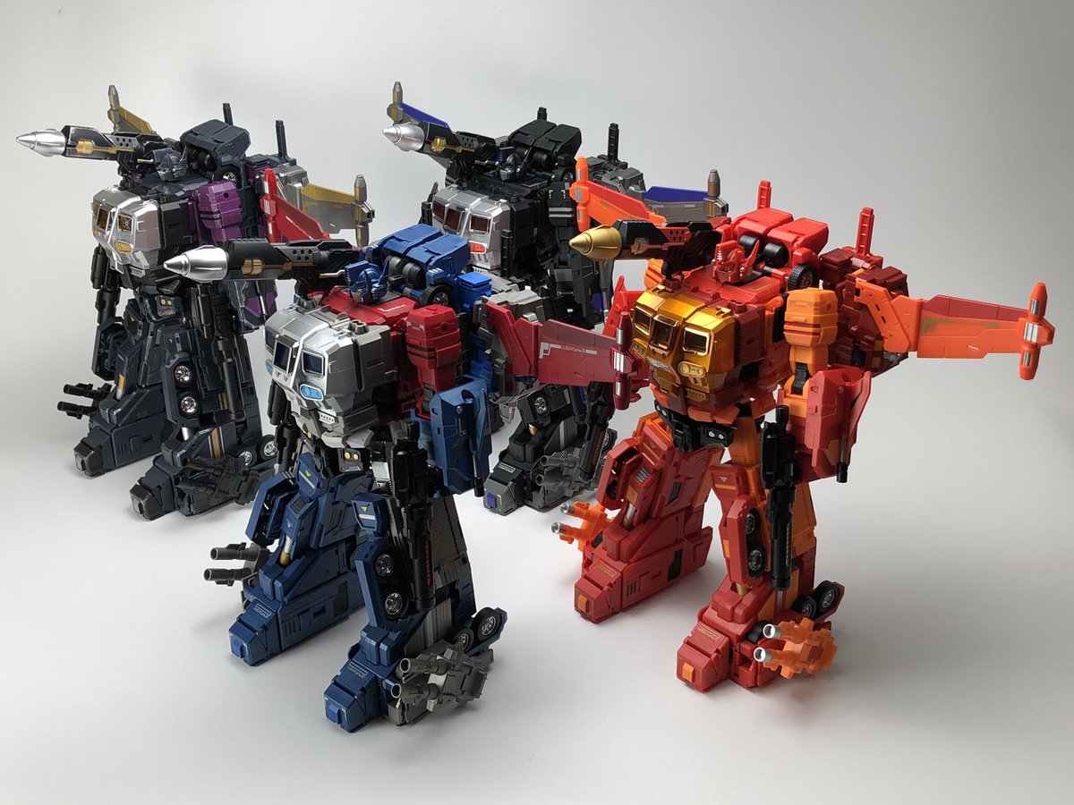 fans_hobby's tweet photo. MB-06 POWER BASER + MB-11 GOD ARMOUR family last photo section - Super combined mode ! 

Pls. be noted MB-06D ORANGE POWER BASER + MB-11D ORANGE GOD ARMOUR will start shipping next week!! 

#fanshobby #thirdpartytransformers 
#powerbaser #masterforce  #godarmour #godarmor https://t.co/MczSuxJP3d