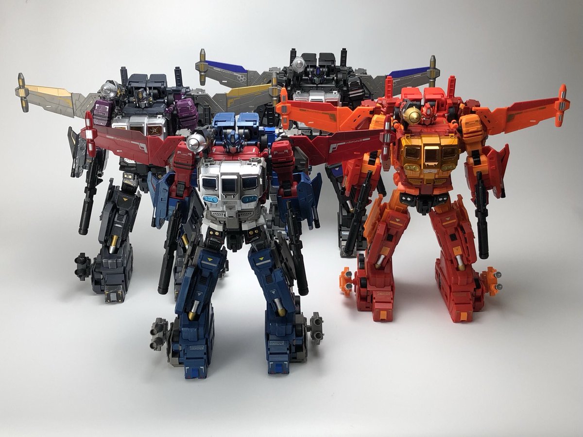 fans_hobby's tweet photo. MB-06 POWER BASER + MB-11 GOD ARMOUR family last photo section - Super combined mode ! 

Pls. be noted MB-06D ORANGE POWER BASER + MB-11D ORANGE GOD ARMOUR will start shipping next week!! 

#fanshobby #thirdpartytransformers 
#powerbaser #masterforce  #godarmour #godarmor https://t.co/MczSuxJP3d