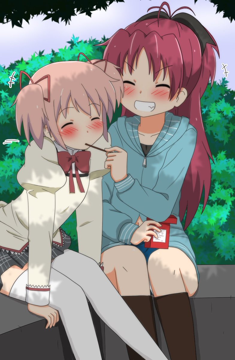BmanRock14's tweet photo. “🥢Pocky Day; Pocky All Around!🥢” #pmmm #madoka_magica #kyosaya #kyohomu #kyomami #kyomado https://t.co/xNItZTHA3z