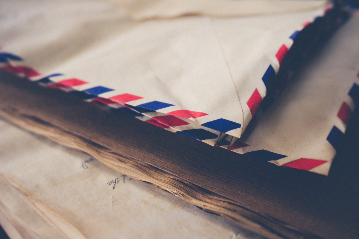 CC_at_Pitt's tweet photo. Join the snail mail revolution and send some love to our November Letter Requests tonight at 9pm in the Kimbo Conference Room of WPU.

If we don't see you, have a great break!

♡♡♡

#pittcampuscursive #campuscursive #letterwriting #loveletterwriting #snailmail #moreloveletters https://t.co/R4rW2AozDO