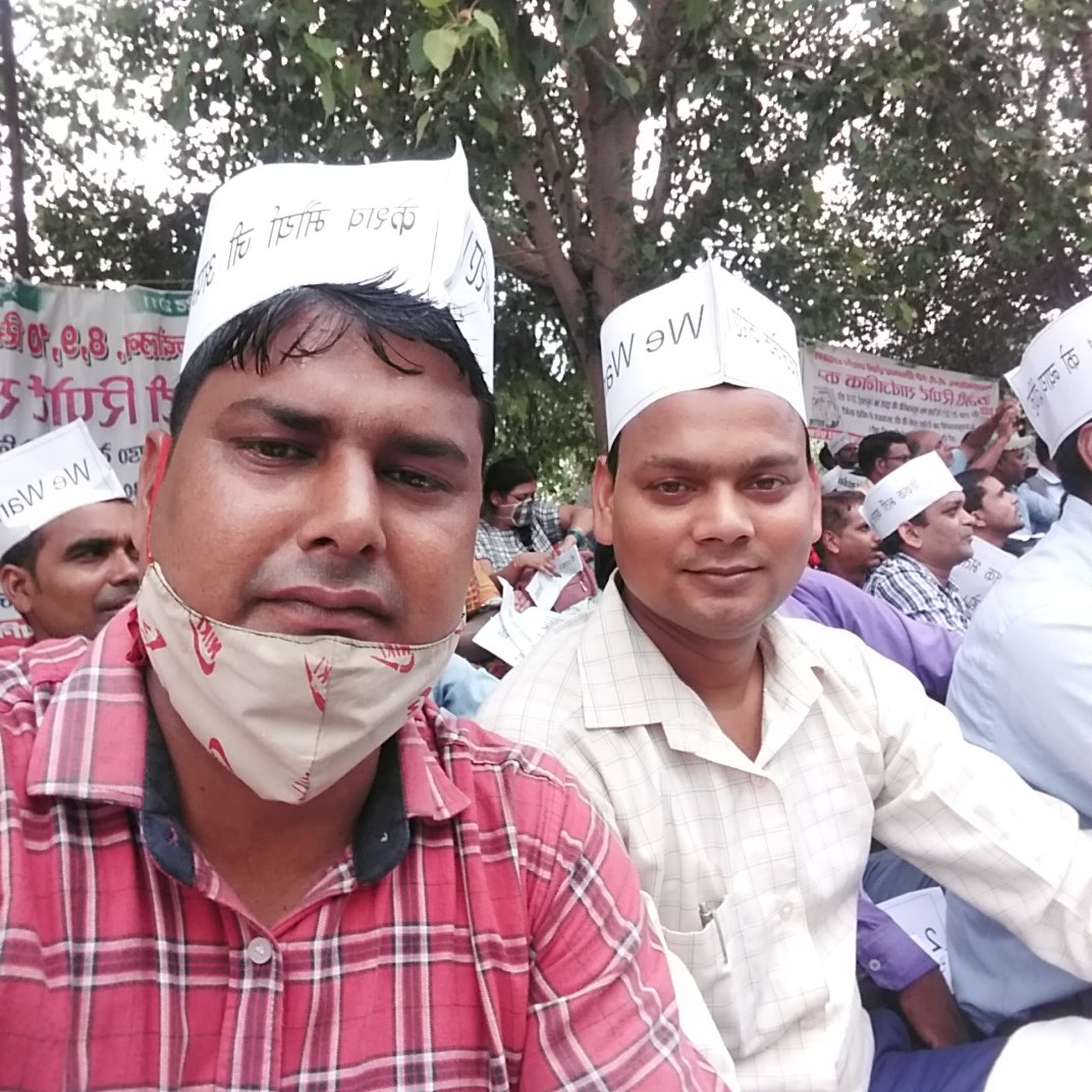 #यूपीमांगेजयंतचौधरी 
मान्यवर श्री <a href="/jayantrld/">Jayant Singh</a> जी एक बार बीएड टेट 2011वालों को भी गले लगा लीजिये।ये वायदा है हमारा जींदगी भर RLD पार्टी का साथ देगें। 🙏
<a href="/jayantrld/">Jayant Singh</a> @CharuChaudhary_ <a href="/RLDparty/">Rashtriya Lok Dal</a> @LateshRLD <a href="/RavichaudharyN1/">Ravi Chaudhary</a> <a href="/LokSankalp2022/">LokSankalp2022</a>