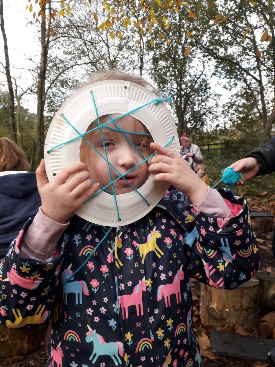 Imagine a giant spider's web with bells hanging from every thread. Nature tots rose to the challenge and buzzed around trying to avoid setting off alarm bells today. Also much crafting of insy winsy spiders #crawley <a href="/SussexWildlife/">Sussex Wildlife Trust 🦔</a>