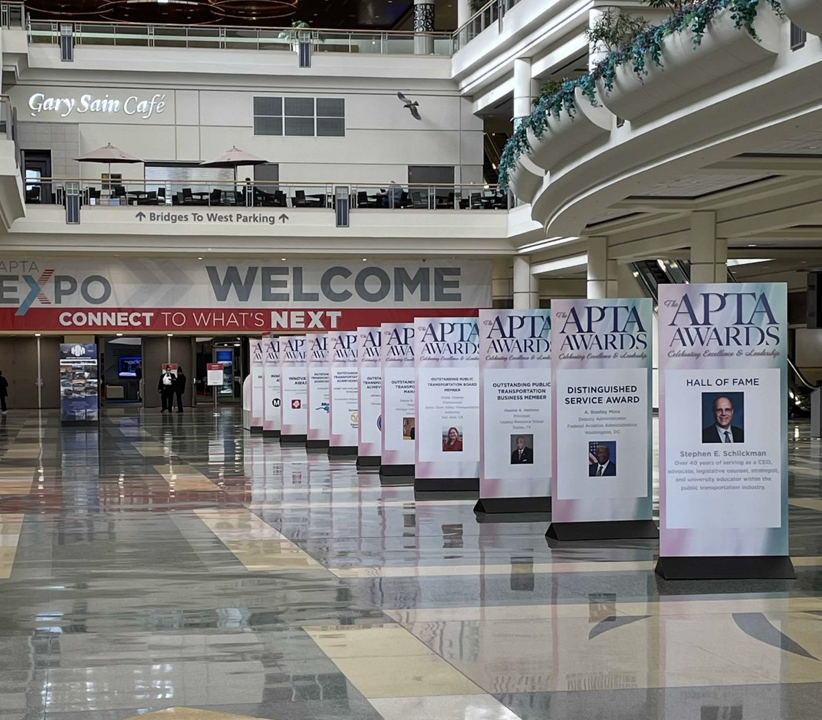 itoworld's tweet photo. Our Commercial Director Andy Walker is taking in the view at the APTA TRANSform Conference in Orlando, Florida 🌴 He’s especially pleased to see so many contributors to public transport in the US being recognized for their work during the pandemic 💜
#aptatransform21 https://t.co/GbXJjrchOo