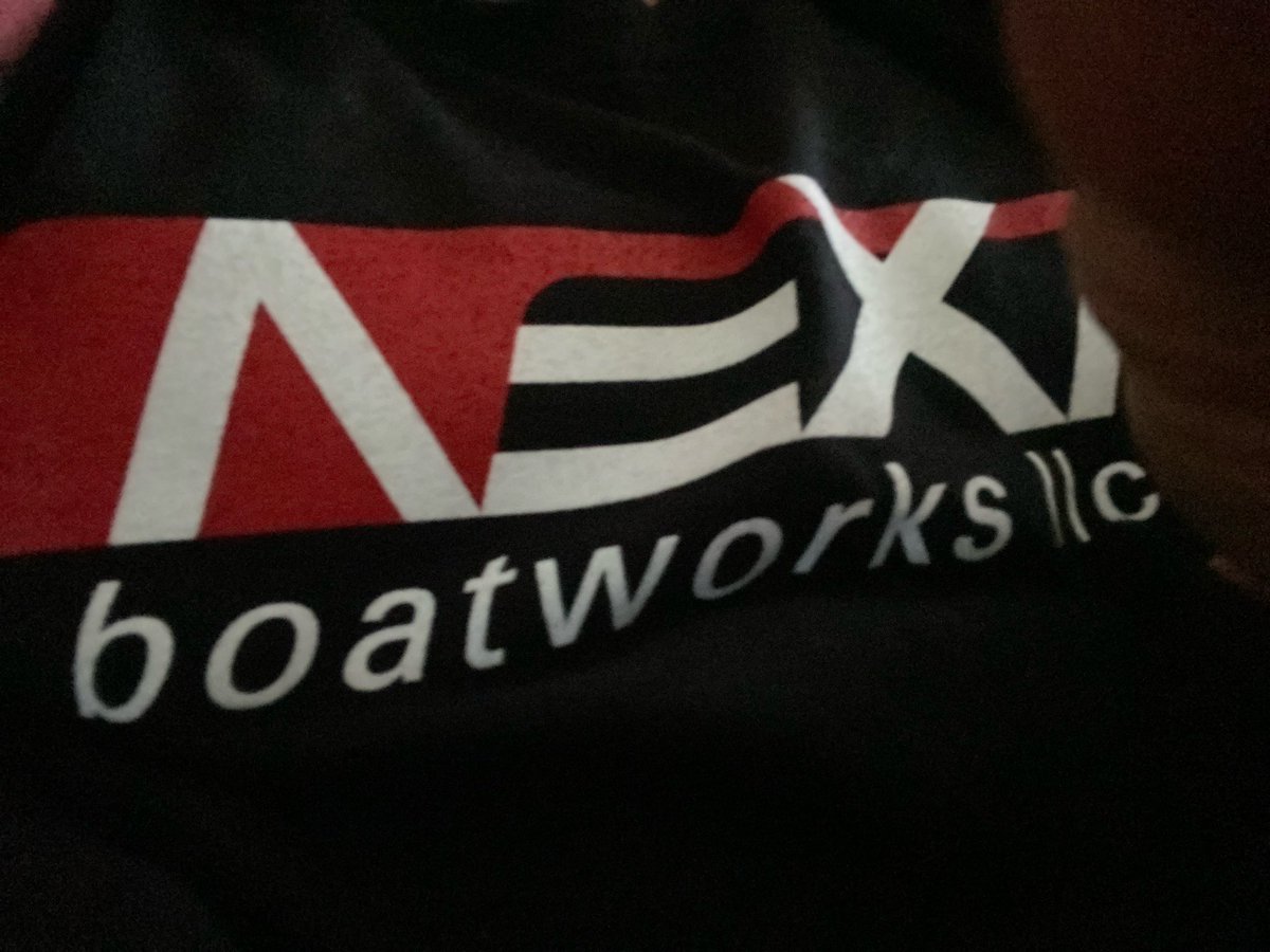 Rebelcoastalrow's tweet photo. First 5 peeps to follow us and DM me will get a cool and groovy T-shirt. Replenishing stock for 2022, so emptying the boxes now! @Rebelcoastalrow #geargrab #coastalrowing #rowing #rowingunleashed https://t.co/WaqV2buqVF