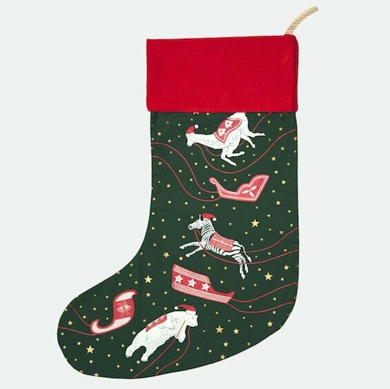 Ho Ho Ho! Thank you to The Christmas Magazine for featuring our Green and Gold Christmas Stocking designed by Safomasi in this year's magazine - check it out in our Stories whilst you eat your first mince pie 🎄🎁🤶 It's got ALL the festive feels sweepi… instagr.am/p/CWI6qkYMGZD/