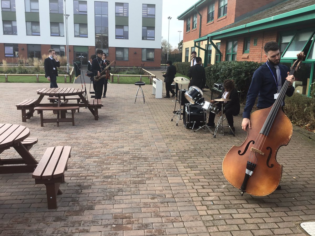 lgs_news's tweet photo. We’re getting ready for #RemembranceDay2021, getting the school together for the first time in two years in our new courtyard #LGSCaring after assemblies this week about self sacrifice and Moral Responsibility https://t.co/sPtrsQp8YM