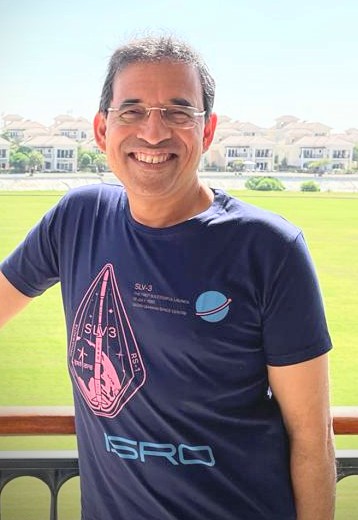 bhogleharsha's tweet photo. As I have often said, voicing #MissionISRO is among the most fulfilling things I have done. The 2nd season is out on @spotifyindia. Thanks @ATSdotIn. And thanks to @a47merch for making a national space mission cool enough to be on a tee! (Unsolicited) https://t.co/cRWhsGk6fU
