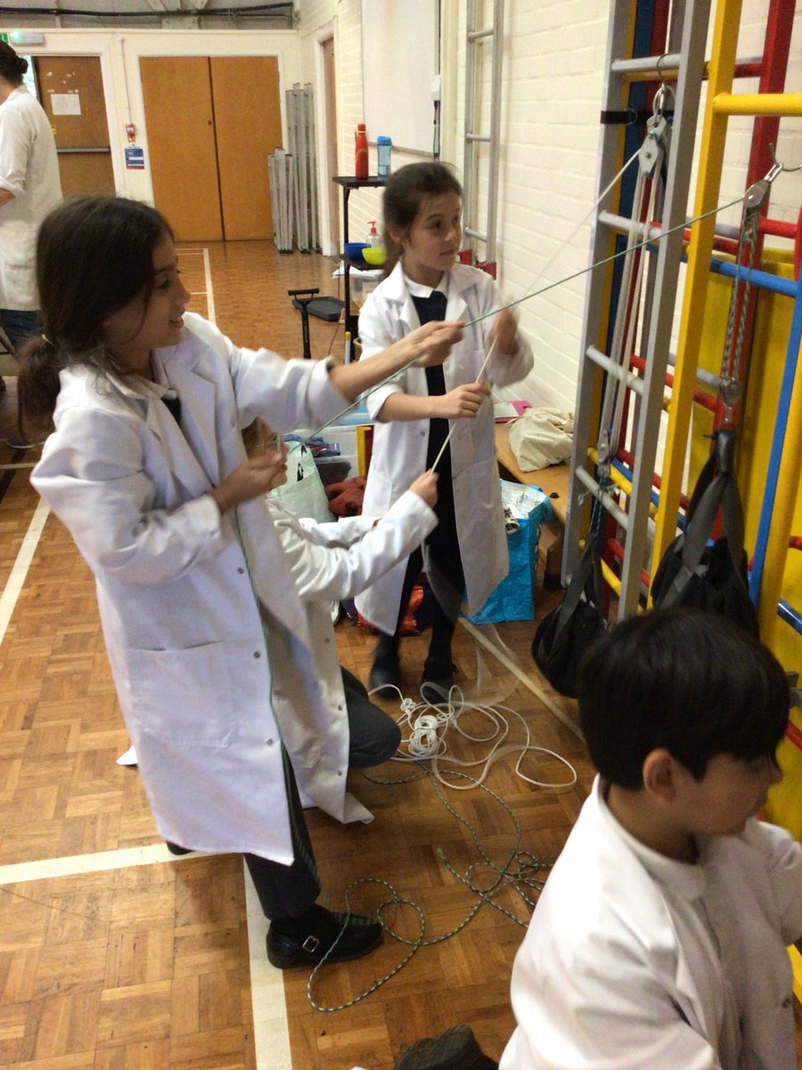 HandfordHallPS's tweet image. Year 5 Fab Science workshop this week. We have used our knowledge from Autumn Term1 to investigate and experiment with different forces. #fabscience #year5