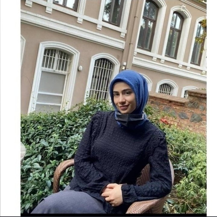 avumuryildirim's tweet photo. Hatırlıyor musunuz Ceren Özdemir öldürüldüğü zaman katili onu savunmasız bulduğunu söylemişti.Takip edip hiç tanımadığı Ceren'i katletmişti. Eğer o zaman caydırıcı cezalar verilseydi bugün Başak sırf savunmasız olduğu için tanımadığı biri tarafından öldürülmeyecekti #basakcengiz https://t.co/dfZgyX3KB8