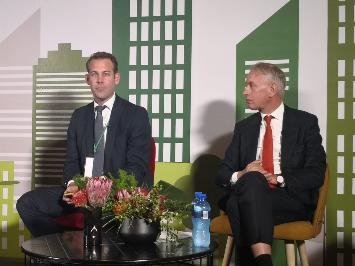 RHDHV_SA's tweet photo. @RHDHV_SA @T_Driessen makes his address @cocreateSANL , #digitatwins of our infrastructure will help us to create safer, more resilient cities! 

#CoCreateMYCITY #assetmanagement #floodmanagement #smartcities https://t.co/V32d81phKM