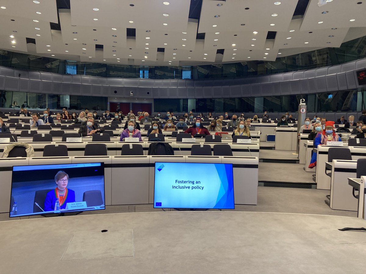 MichaelMannEU's tweet photo. The new #EU #Arctic policy has reflected many concerns of #indigenous peoples but there is room for further progress to boost our common work, says @SaamiCouncil  I enjoyed moderating this morning’s panel on fostering an inclusive policy. @eu_eeas @EU_MARE #EUArcticForum https://t.co/gTLFy3kYCd