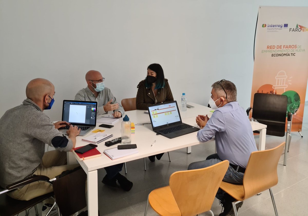 🔛 Comienza la formación de la Red de Personas Tutoras del "Programa de Asesoramiento ExperTIC" de <a href="/e_avante/">Extremadura Avante</a>🙌

🤓 Conociendo la metodología de tutorización de los proyectos de la #Euroace 🇪🇸🇵🇹

📝¡Últimas plazas para participar en el programa! Inscríbete➡️bit.ly/3C3TbTZ