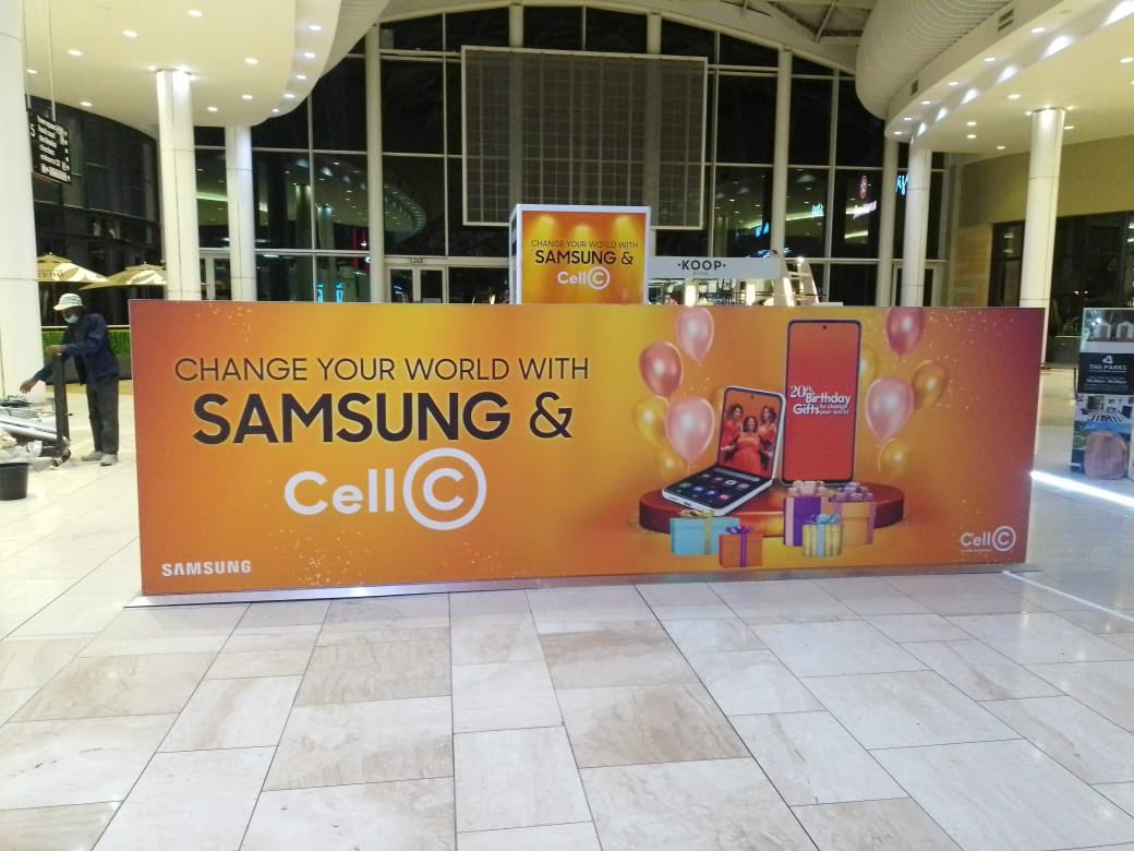 MeGaWorxx1's tweet photo. Cell C summer Campaign starts today 🌞🌞 @SamsungMobileSA #cellCsummer #fieldmarketing #GalaxyZFold3 #GalaxyZFlip3 https://t.co/g028hcq9m0