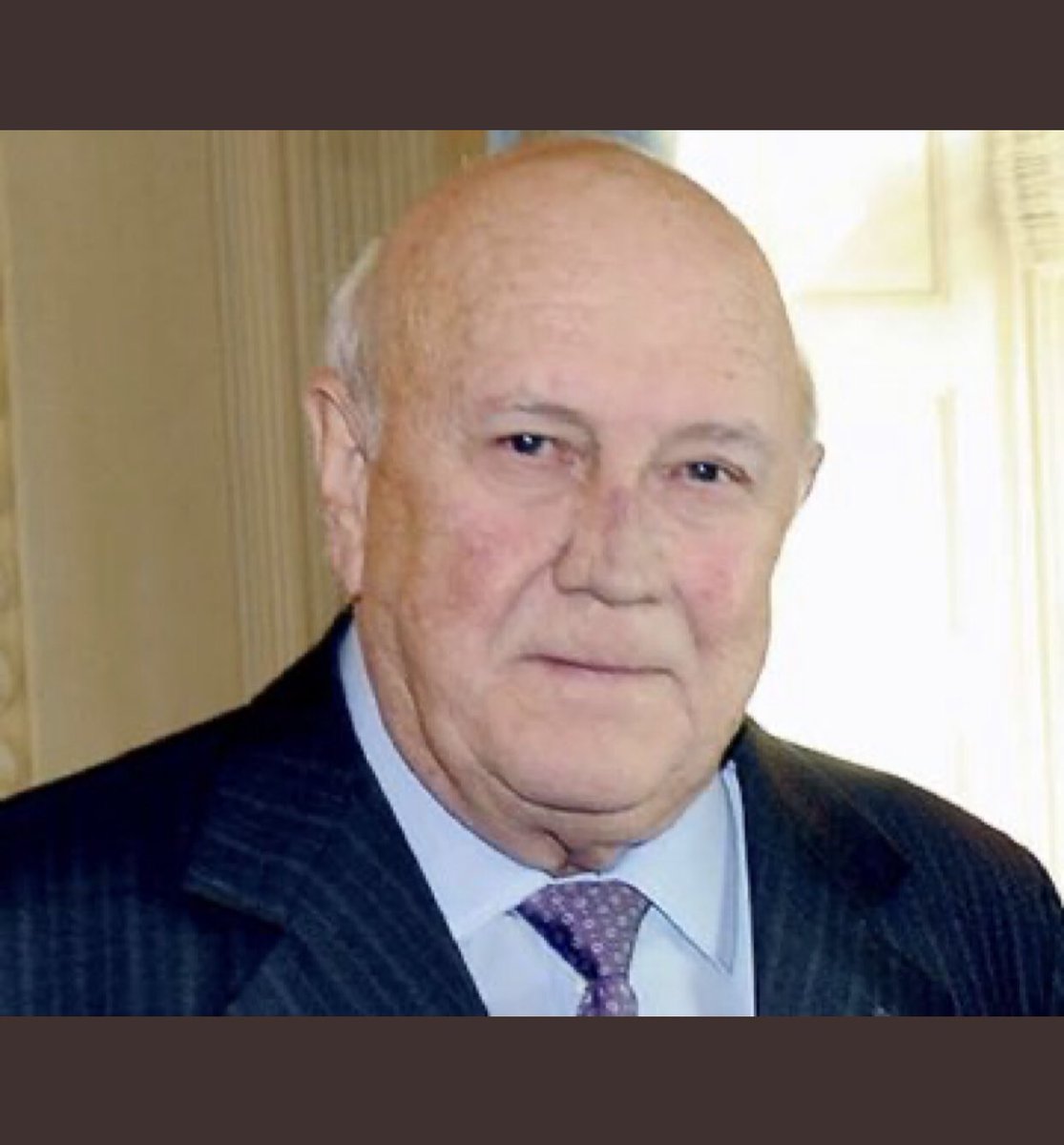 Deepest Condolences to Thuli Madonsela and Zizi Kodwa for their loss. Their father FW De Klerk is dead and gone. Its a bad day for them whilst the nation celebrates.