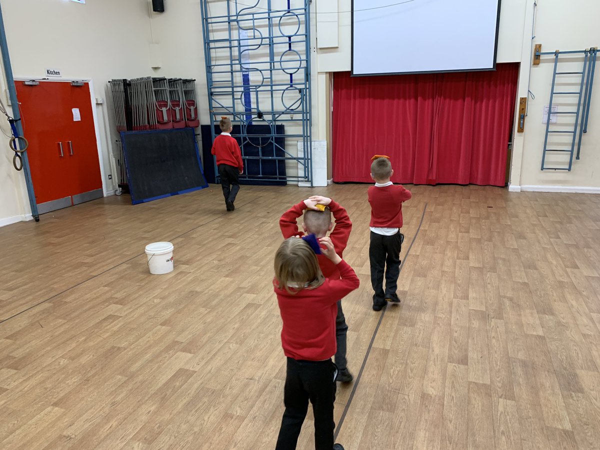 Rippondenschool's tweet photo. Active learning in action working on gross motor skills and having fun whilst doing it! @ActiveCdale #activelearing https://t.co/5q9ipY4S5u