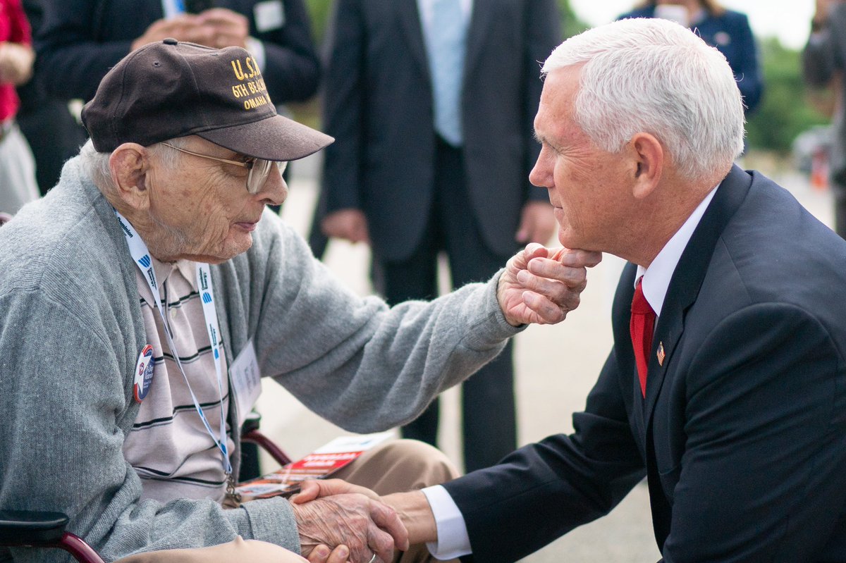 Mike_Pence's tweet photo. On this #VeteransDay, we pay a debt of gratitude to all the brave Americans who’ve answered the call to serve in the Armed Forces of the United States. On behalf of a grateful Nation, Thank You for your Incredible Service. God Bless our Veterans and their Families. 🇺🇸 https://t.co/bXSHCObUx7