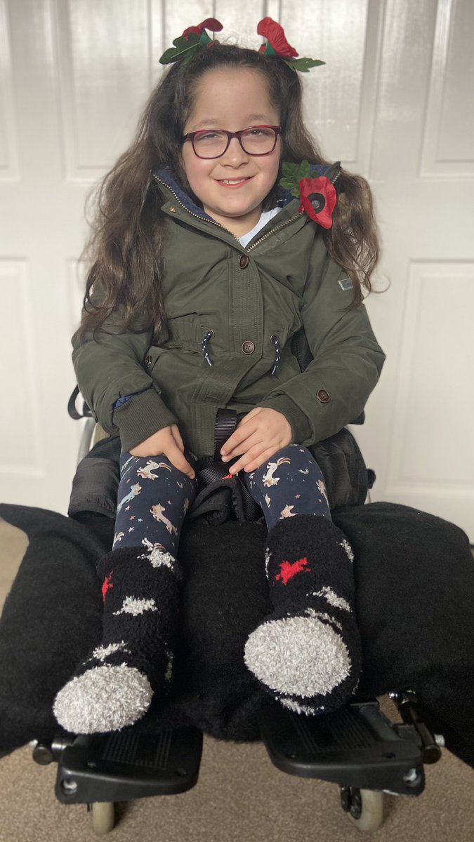 Our history , our family & our future. #LestWeForget 

#Veterans 

#armisticeday 

#RemembranceDay 

#WeWillRememberThem 

#WeShallNotForget 

#LeoniesNewLegs 

#Respect 👆🏼👇🏼 11/11/11