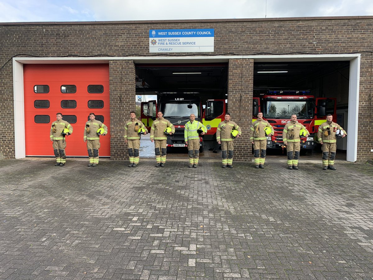 This morning crews paid their respects to those who have fought for their country and those who are still currently in the service. #WeWillRememberThem