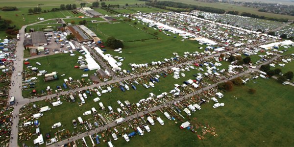 Get set for a 2022 packed with antique hunting - check out bit.ly/3n2FaSu upcoming fairs and events from <a href="/asfairs/">Arthur Swallow Fairs</a> for the next months

#antiques