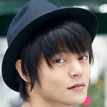 サル 赤猿海賊団 この2人 どことなく似てると思うんスよね 窪田正孝さんもルフィ役のチャンスがあったかもしれないッスね まっけんもいるから個人的には 僕たちがやりまさした を思い出すッス 実写版ワンピース 窪田正孝 ルフィ