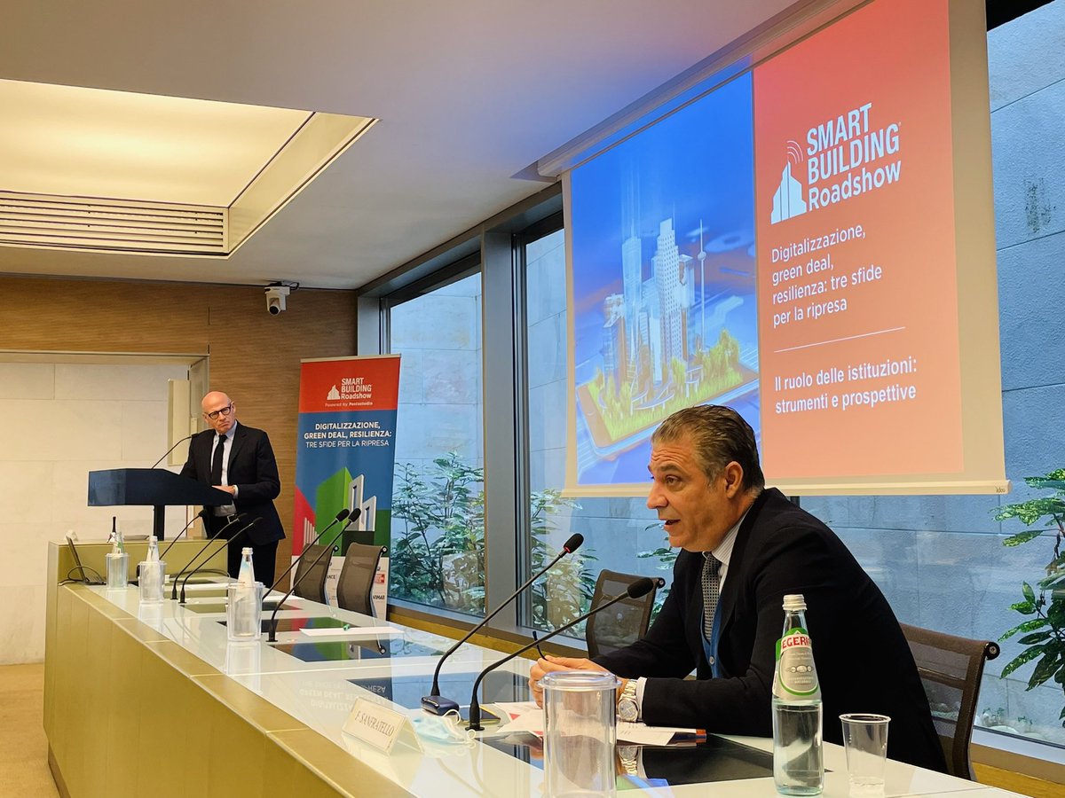ancenazionale's tweet photo. Come imprese siamo pronti per la sfida del #Pnrr ma serve efficienza e velocità della macchina pubblica. Il Vicepresidente @FSanfratello alla tappa dello #SmartBuilding Roadshow 2021 oggi in #Ance https://t.co/QC6K3Et1ec