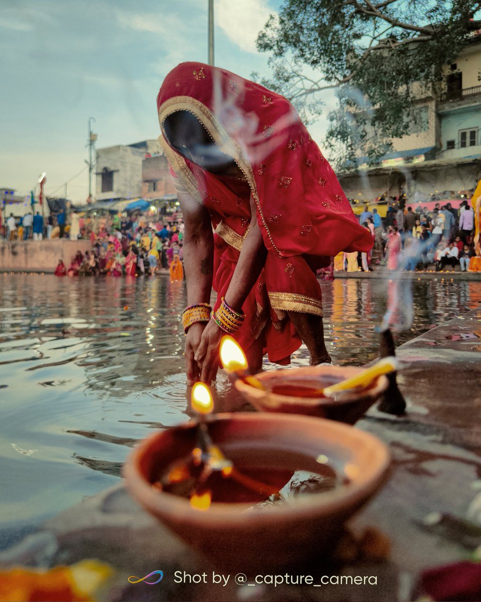 _capturecamera's tweet photo. Chhath special ❤️
.
.
Shot on :#realme8pro @realmecareIN @realmeglobal 
#chhathspecial @realmeIndia @MadhavSheth1 @realmeflex @MalaysiaRealme @shootguru @NeonVikash https://t.co/whNS7w4UDo