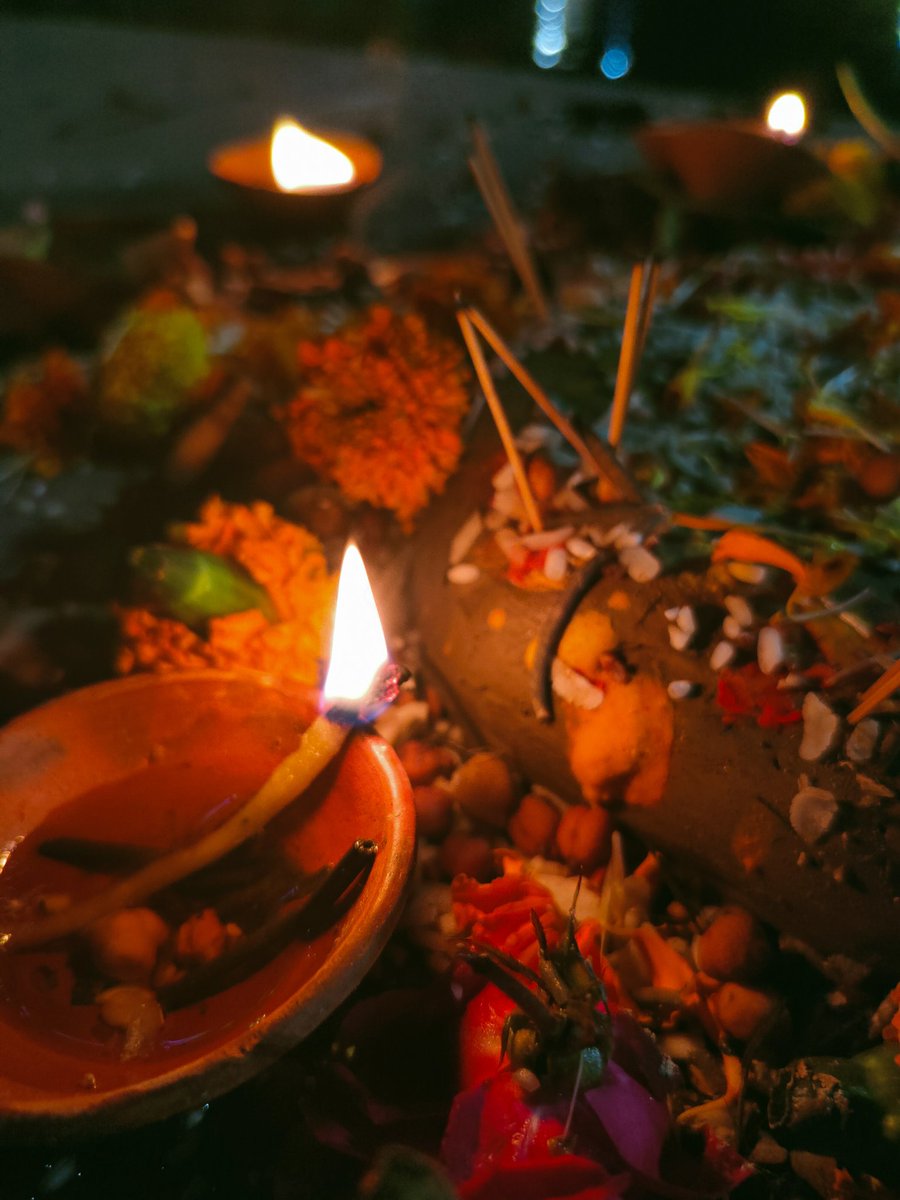 _capturecamera's tweet photo. Chhath special ❤️
.
.
Shot on :#realme8pro @realmecareIN @realmeglobal 
#chhathspecial @realmeIndia @MadhavSheth1 @realmeflex @MalaysiaRealme @shootguru @NeonVikash https://t.co/whNS7w4UDo