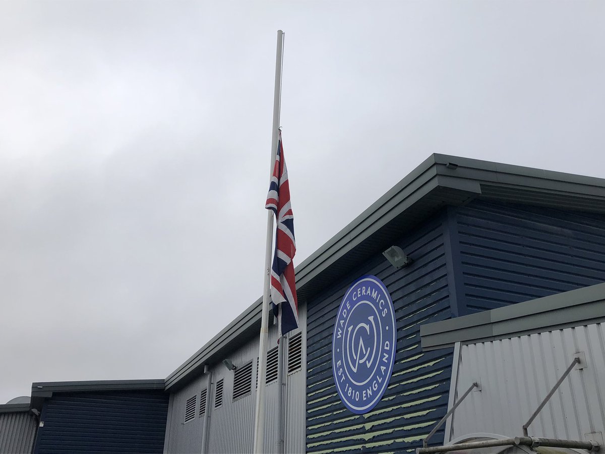 #TwoMinuteSilence observed <a href="/WadeCeramics/">Wade Ceramics</a> and flag lowered in respect for its duration #lestweforget2021 #armisticeday